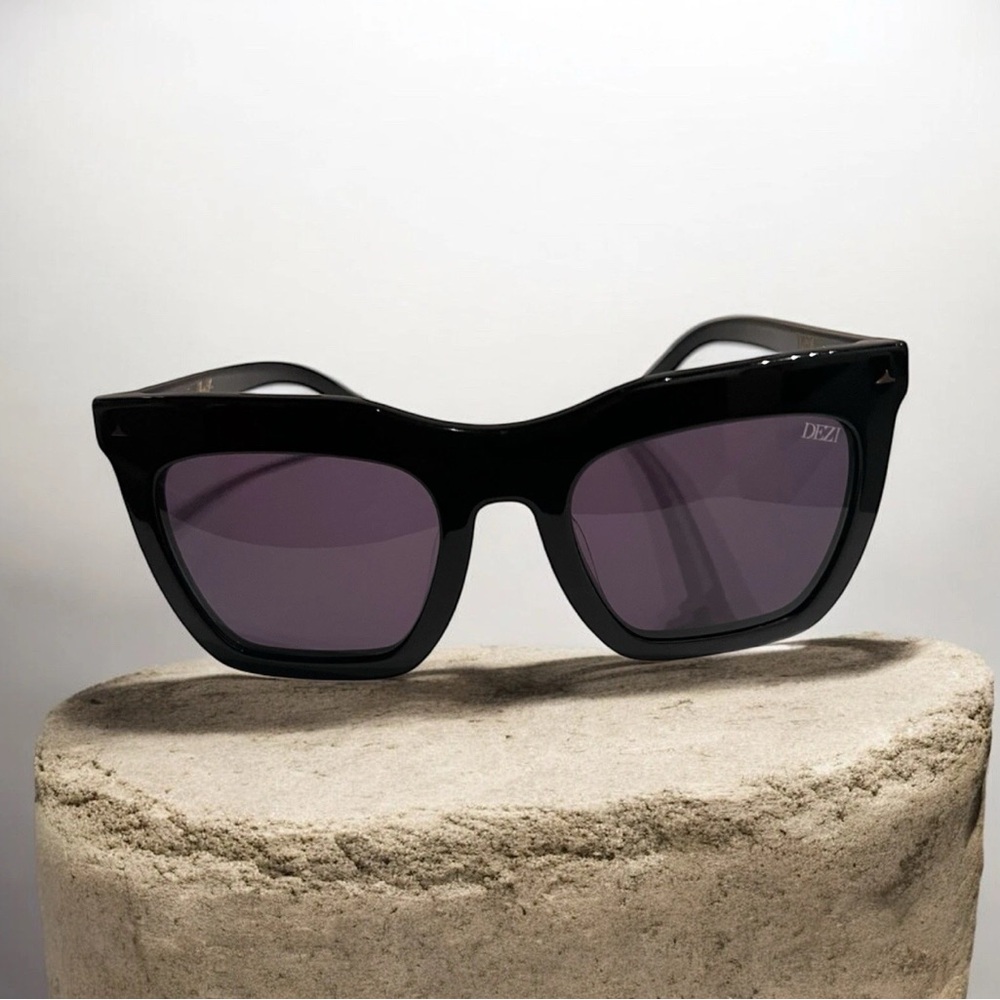 DEZI Fall Back Square Black Frame Sunglasses 53-23 Excellent Stored Condition - Picture 2 of 12